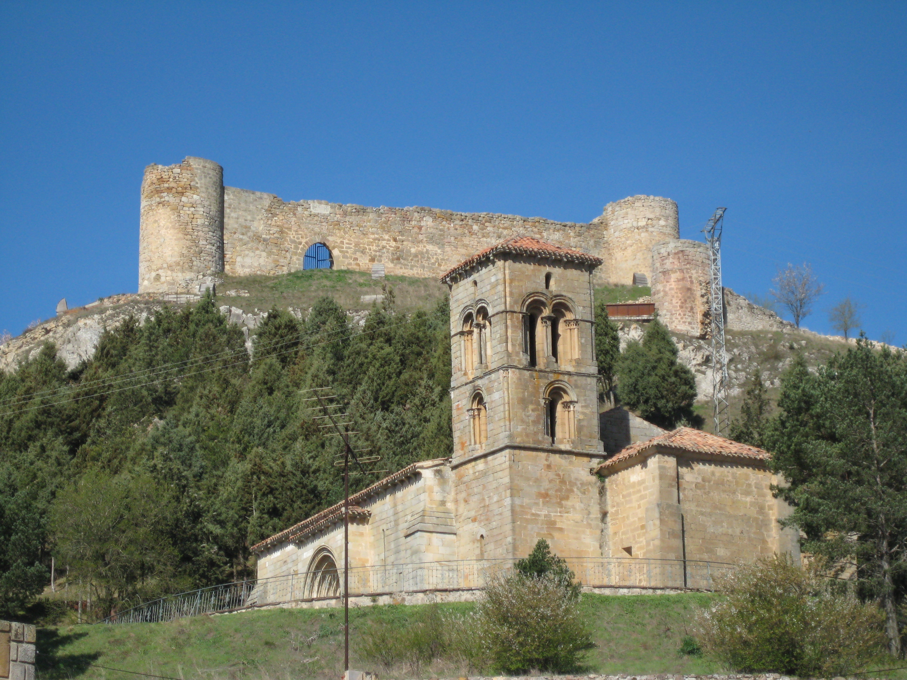 Ermita de Santa Cecilia y Castillo